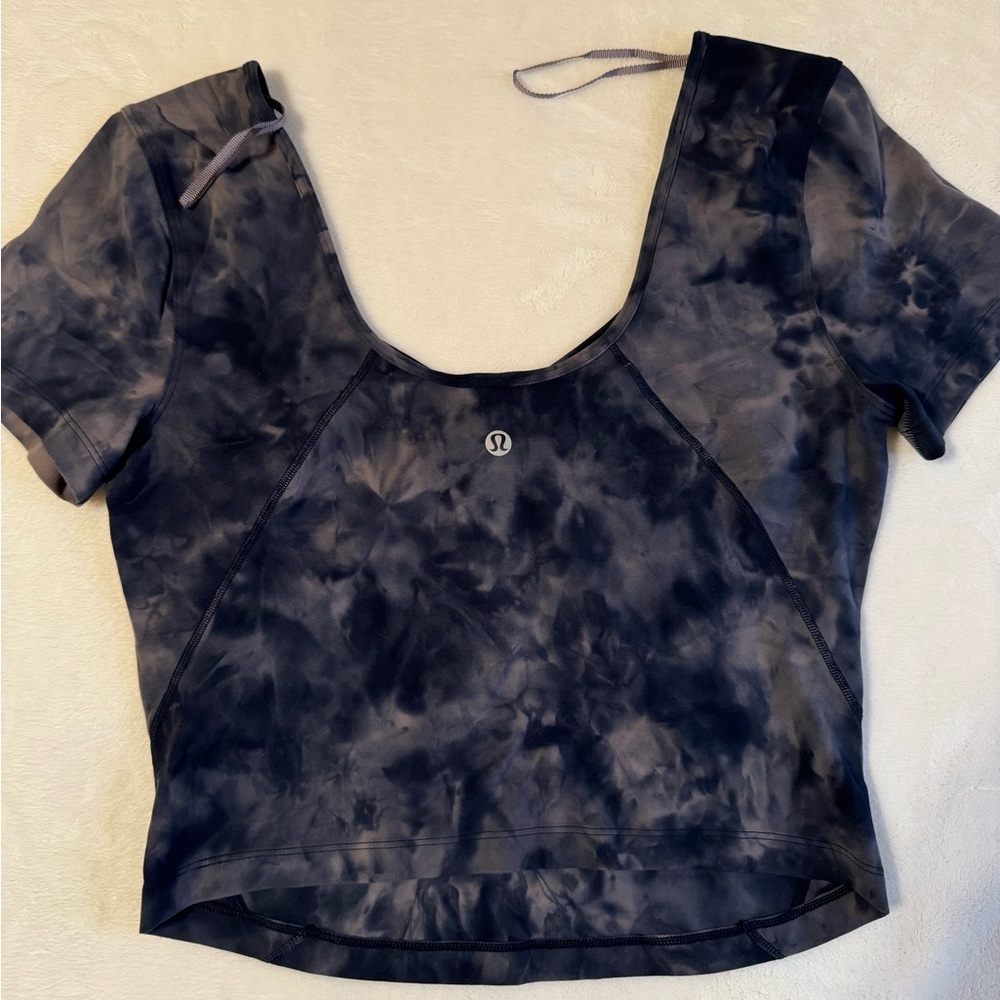 Lululemon top - Picture 3 of 3